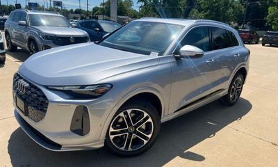 2026 Audi Q5 Quattro Premium