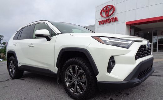 2022 Toyota RAV4 XLE Premium
