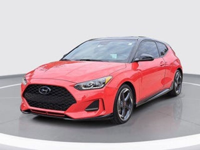 2019 Hyundai Veloster — a typically priced live listing
