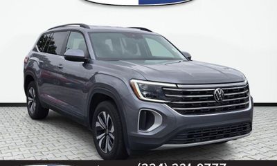 2025 Volkswagen Atlas SE