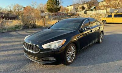 2015 Kia K900 KH