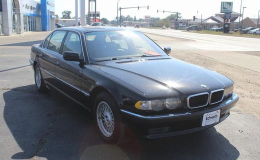 2001 BMW 7 Series