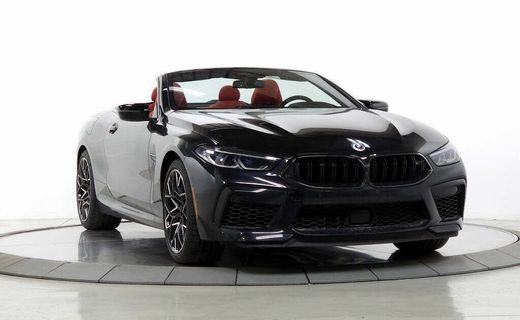 2023 BMW M8