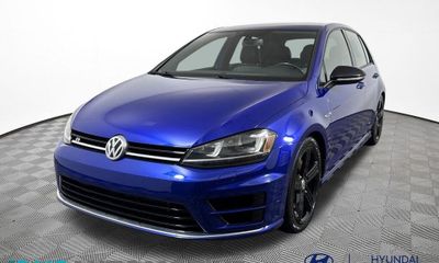 2016 Volkswagen Golf R Base