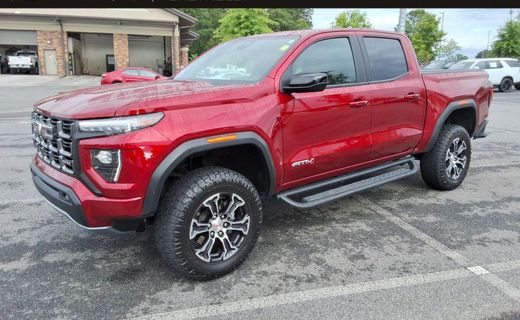 2024 GMC Canyon AT4
