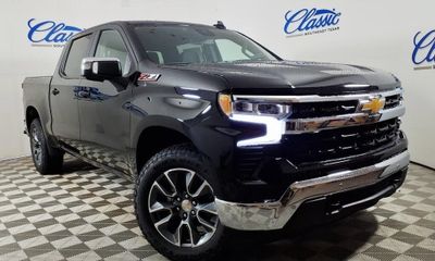 2026 Chevrolet Silverado LT