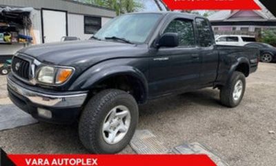2002 Toyota Tacoma Deluxe