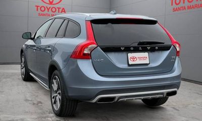 2018 Volvo V60CC Premier