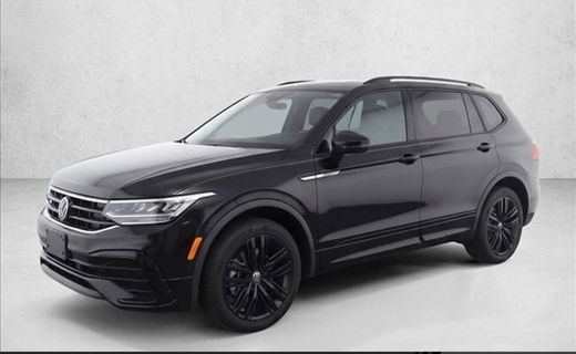 2022 Volkswagen Tiguan SE Black