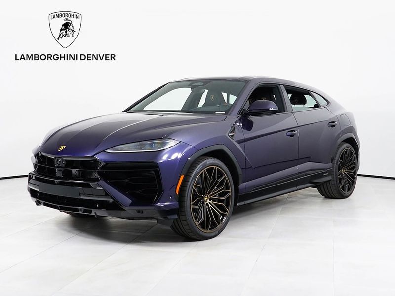 2026 Lamborghini URUS — a typically priced live listing