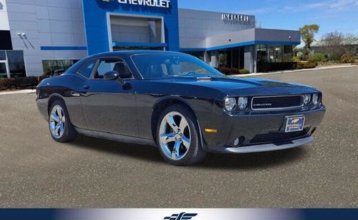 2012 Dodge Challenger Base