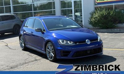 2017 Volkswagen Golf R Base
