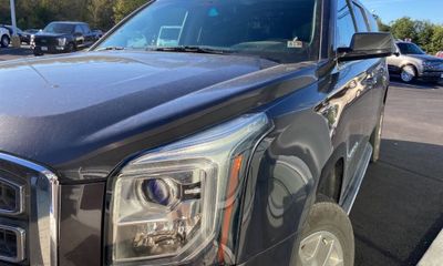 2016 GMC Yukon XL SLE