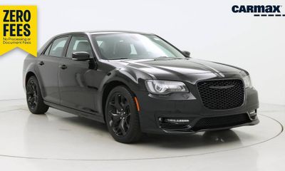 2023 Chrysler 300 Touring L
