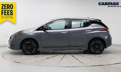 2024 Nissan Leaf SV