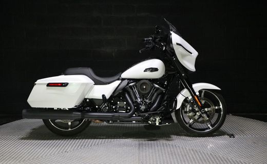 2024 Harley-Davidson Street Glide