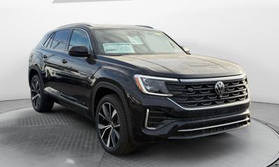 2026 Volkswagen Atlas Cross Sport 4Motion SEL Premium