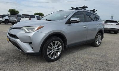 2018 Toyota RAV4 LTD