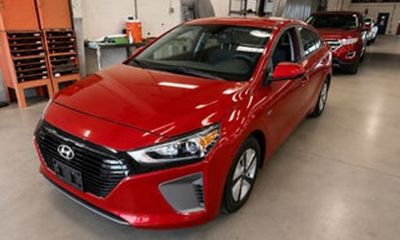 2019 Hyundai Ioniq Blue HEV
