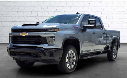 2025 Chevrolet Silverado HD Custom