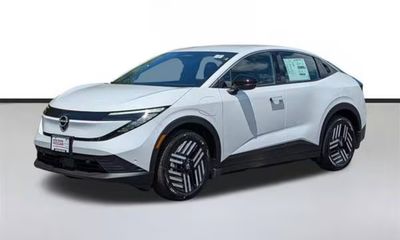 2026 Nissan Leaf SV