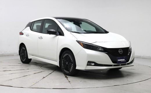 2024 Nissan Leaf SV