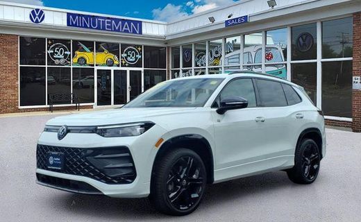 2025 Volkswagen Tiguan 4 Motion SE
