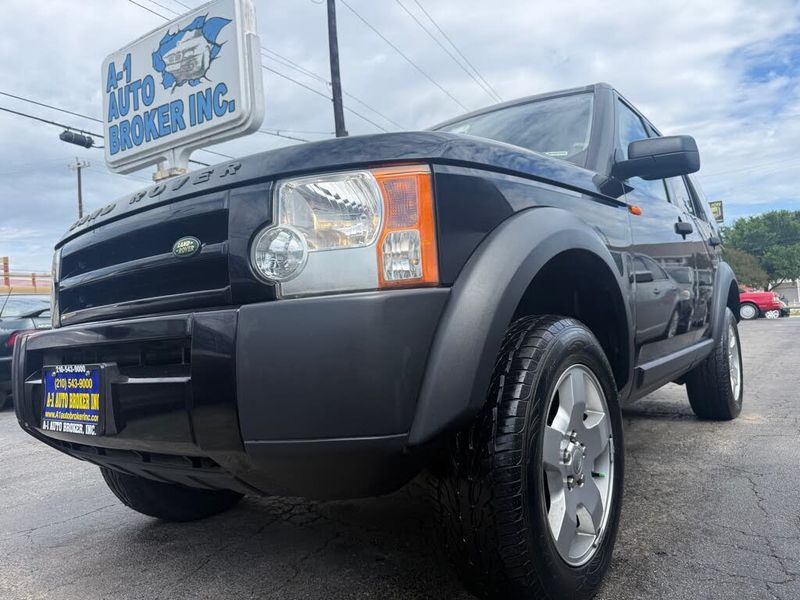 2005 Land Rover LR3 — a typically priced live listing