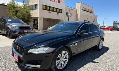 2017 Jaguar XF Premium