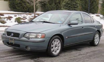 2004 Volvo S60 25T