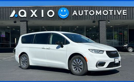 2024 Chrysler Pacifica Select