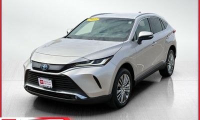 2023 Toyota Venza XLE