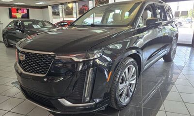 2020 Cadillac XT6 Premium Luxury