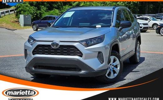 2020 Toyota RAV4 LE