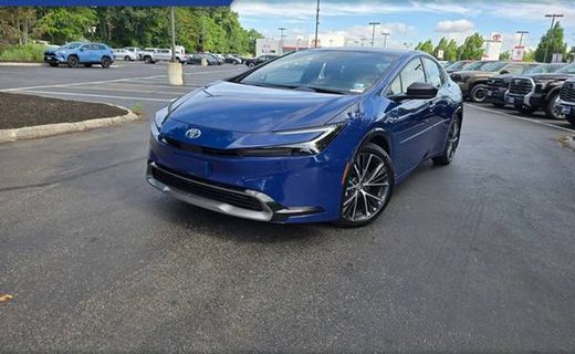 2024 Toyota Prius XLE