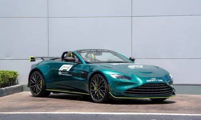 2022 Aston Martin Vantage Roadster