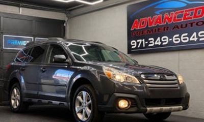 2013 Subaru Outback Limited M R