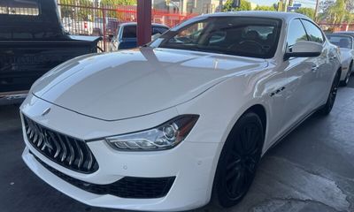 2018 Maserati Ghibli Sedan