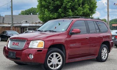 2007 GMC Envoy Denali