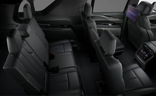 2026 Cadillac Escalade IQL Sport 2