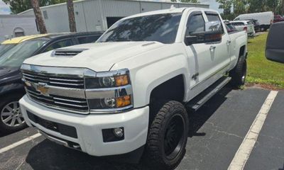 2017 Chevrolet Silverado High Country