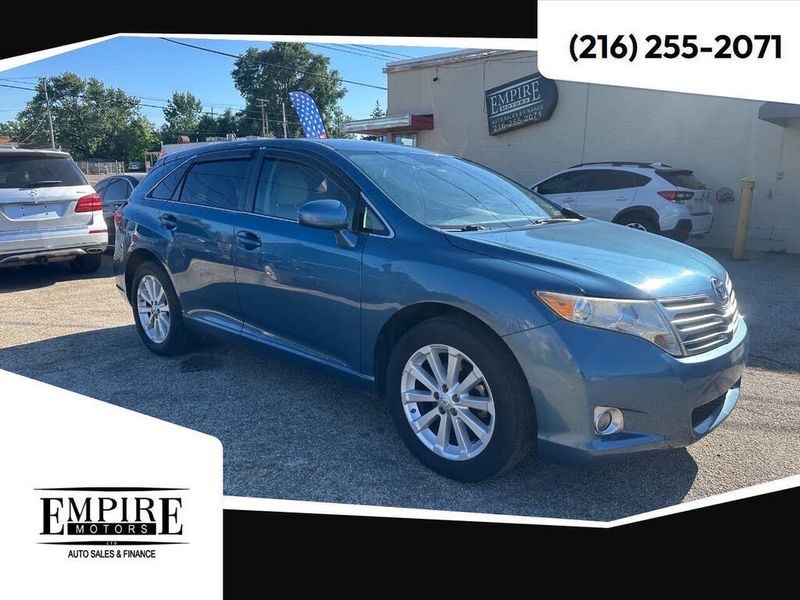 2010 Toyota Venza — a typically priced live listing