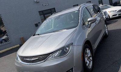 2018 Chrysler Pacifica Touring L Plus