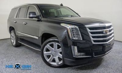 2017 Cadillac Escalade Luxury