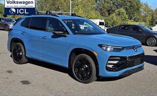 2026 Volkswagen Tiguan 4MOTION SE Black