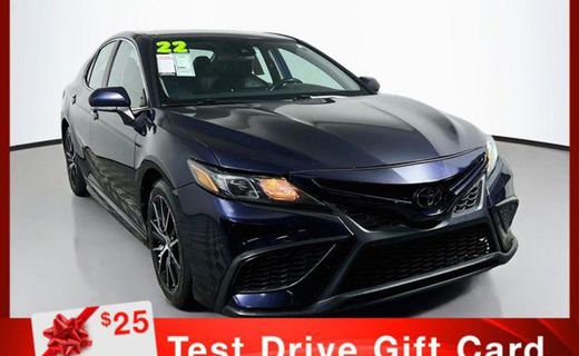2022 Toyota Camry SE