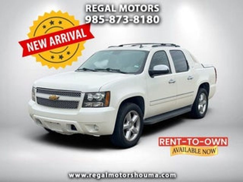 2011 Chevrolet Avalanche — a typically priced live listing