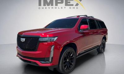 2023 Cadillac Escalade ESV Sport