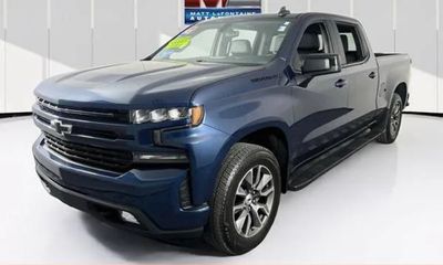 2021 Chevrolet Silverado RST