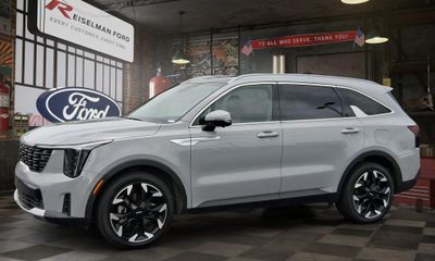 2024 Kia Sorento SX